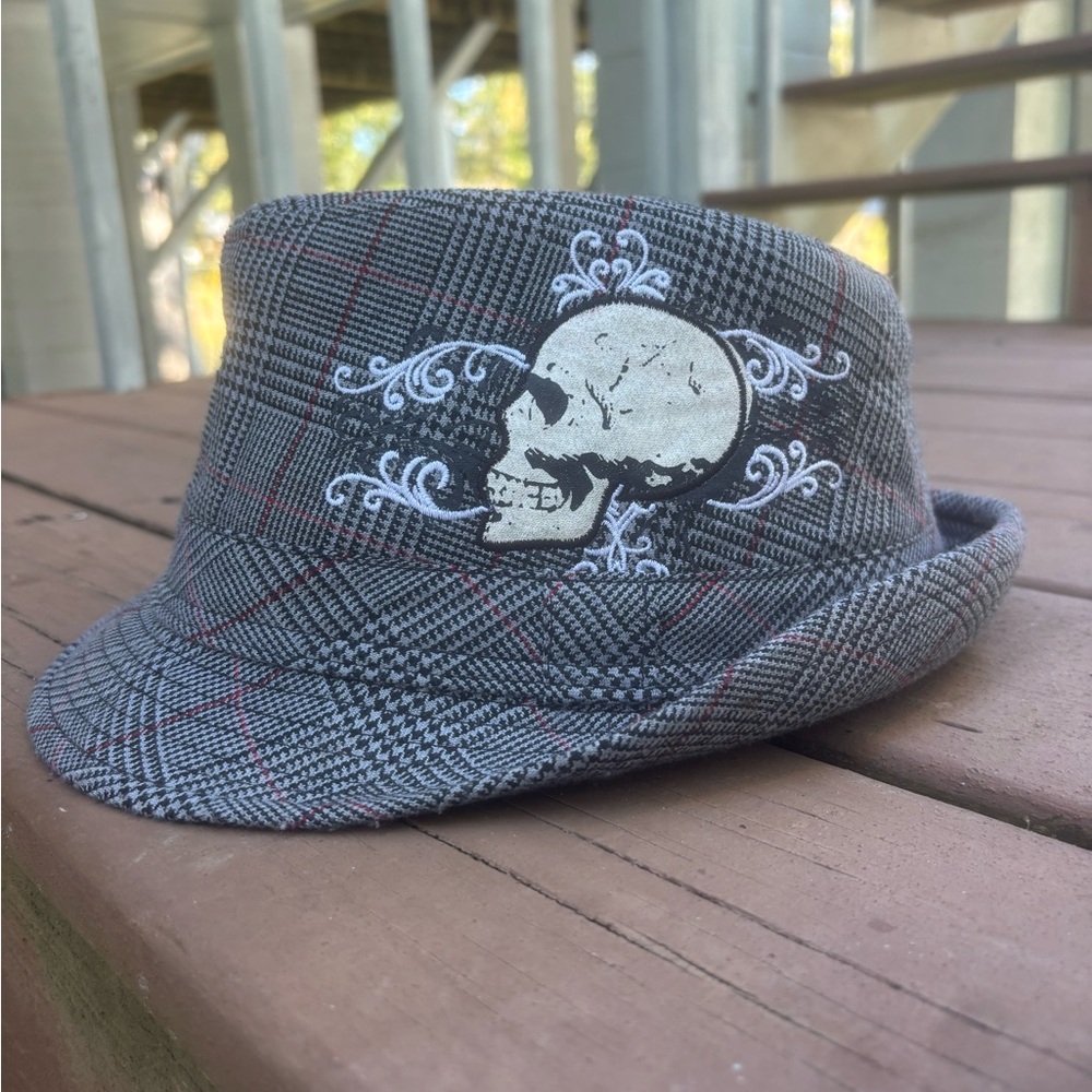 Granule Fedora Hat Skull Plaid Gray Red Checkered Gothic Punk